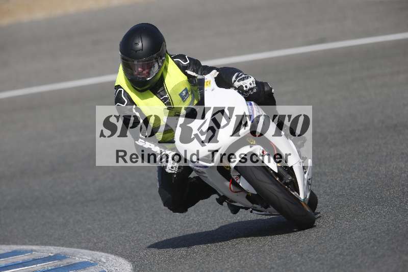 /Archiv-2024/02 29.01.-02.02.2024 Moto Center Thun Jerez/Gruppe gruen-green/150